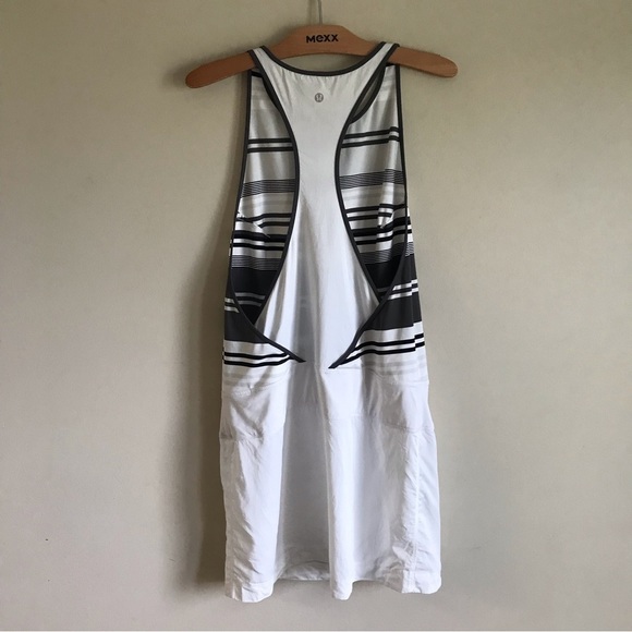 Lululemon Blissed Out Tank Dress Mini Racerback White Black Stripes Lightweight - Picture 3 of 8